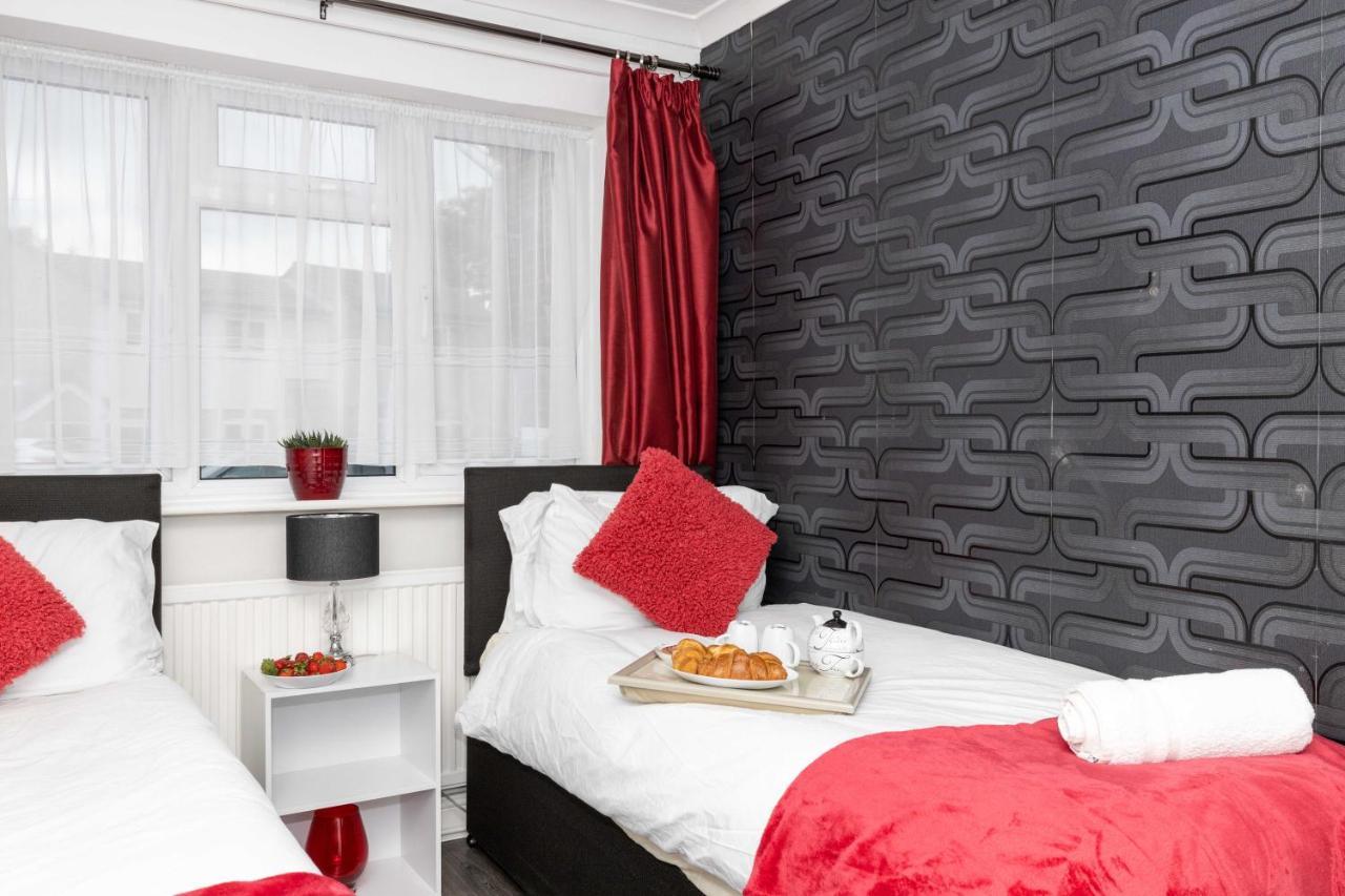 Capri 13 Sa - 3 Bedroom House Close To Loughborough University, Ev Car Facilities, Free Parking, Free Wifi - Ask For Contractor Rates! Exterior foto